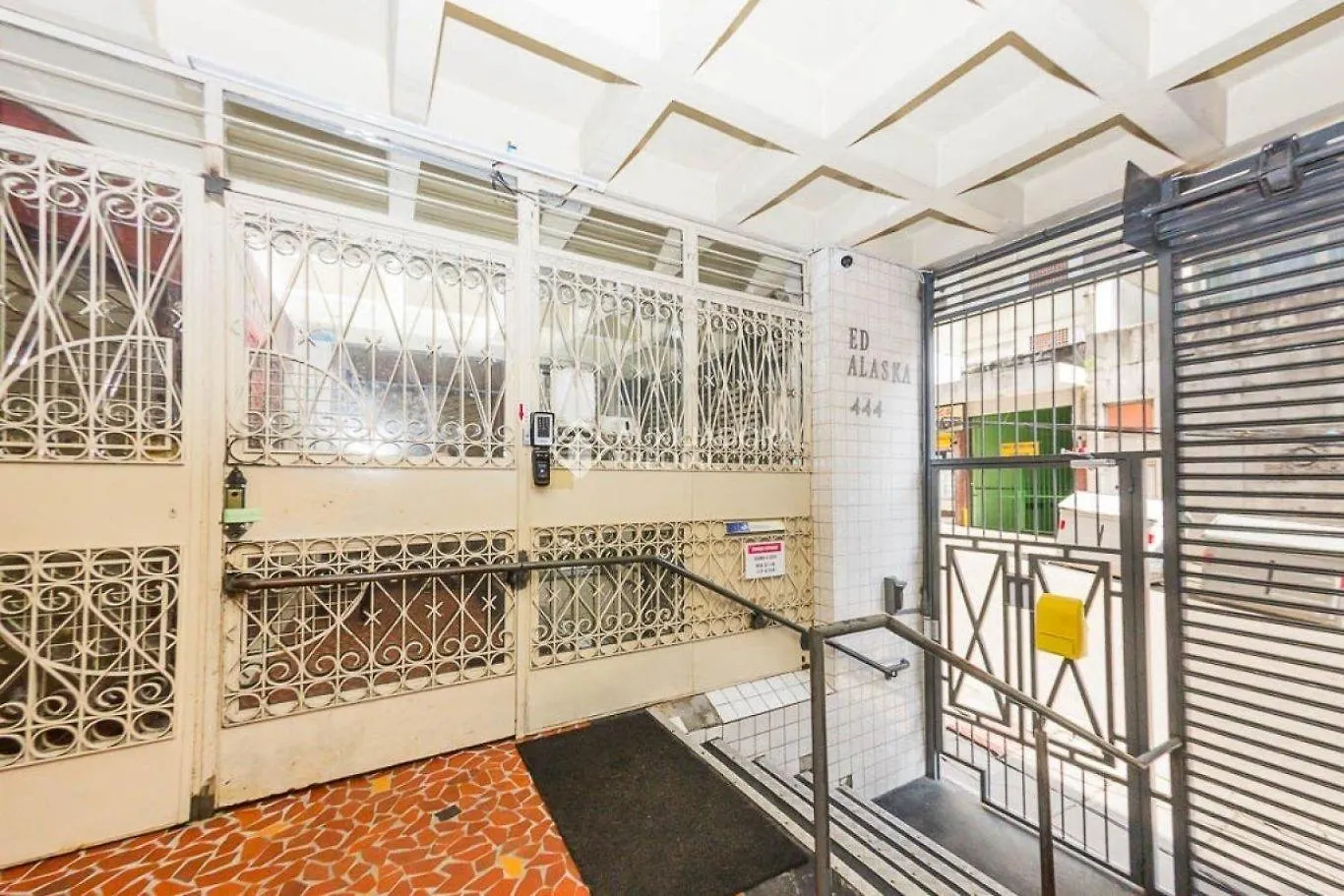 Flat 300 Metros Da Santa Casa Appartement Porto Alegre
